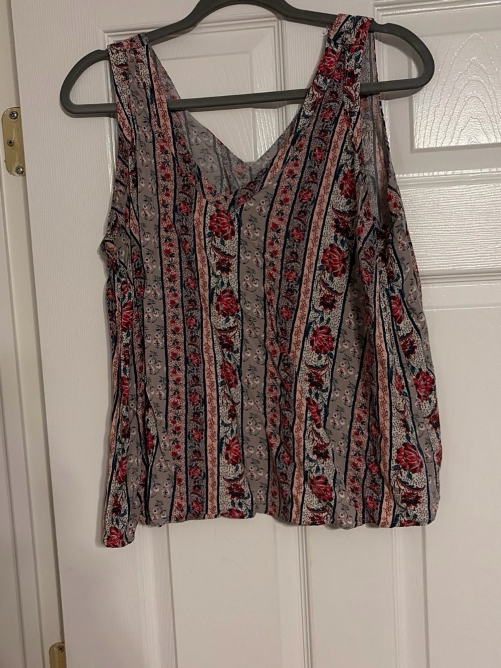 torrid Floral Stripe V-Neck Tank Top - Pink & Gray